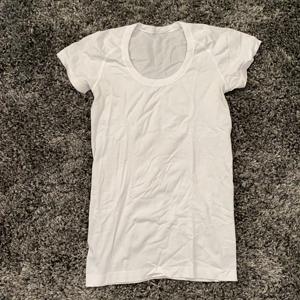 Lululemon swiftly tech